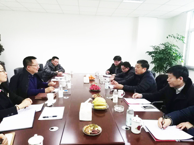 公司董事长张喜庆一行到新疆检查指导工作